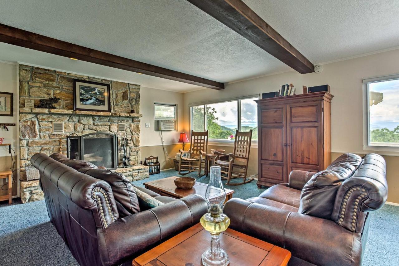 Secluded Mountain Home With Stunning Views And Deck! Bryson City Buitenkant foto